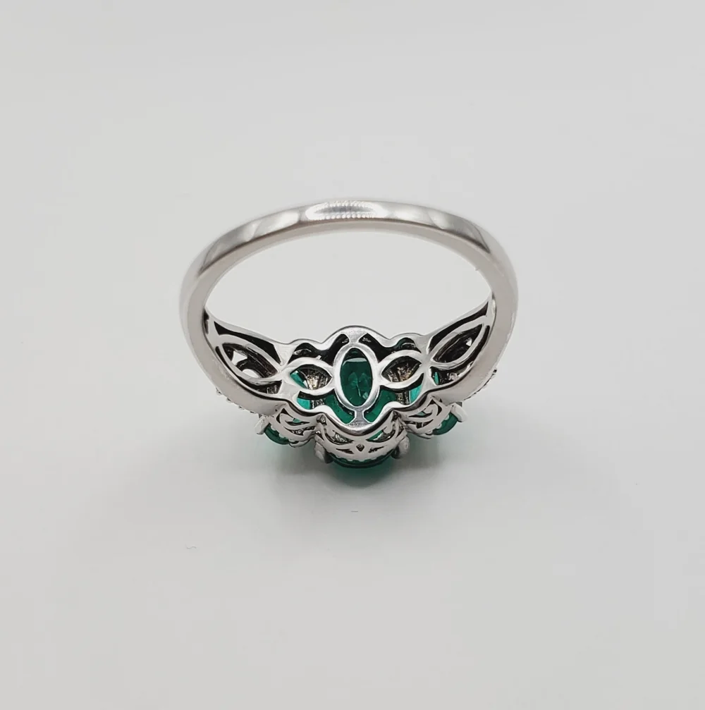 Emerald Green Quartz & White Zircon Platinum | 925 Sterling Silver Ring